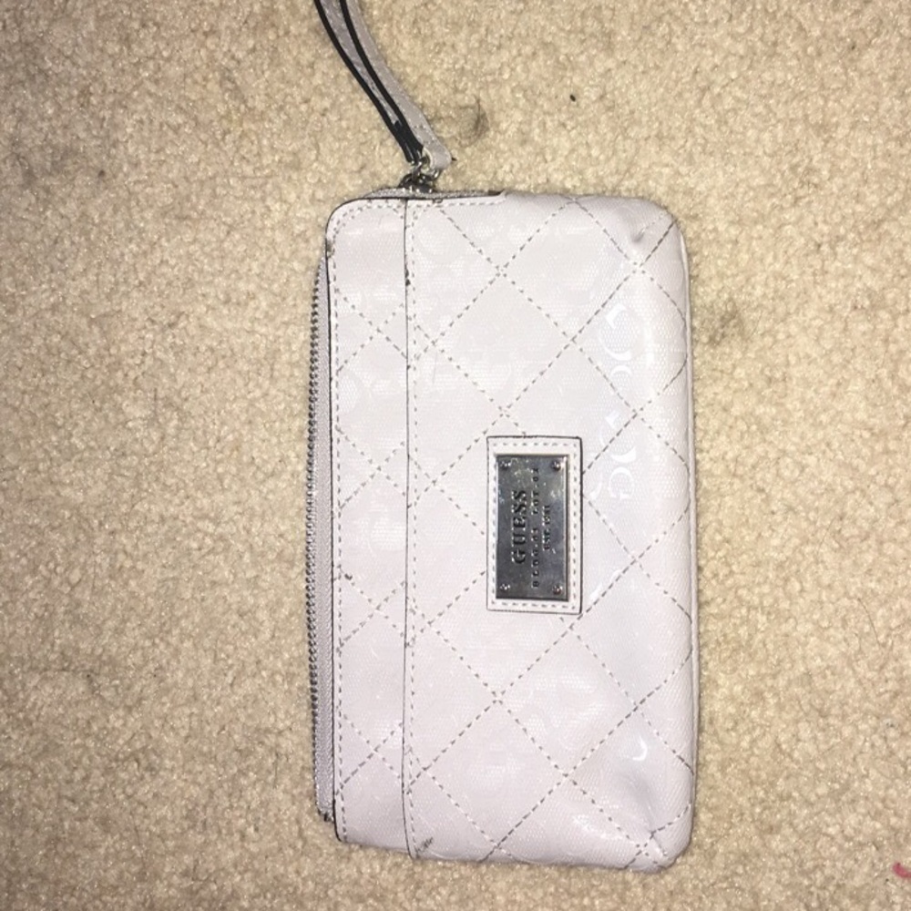 Guess wristlet